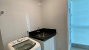 Apartamento na Meia Praia Mobiliado