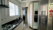 Apartamento mobiliado a 200m do mar