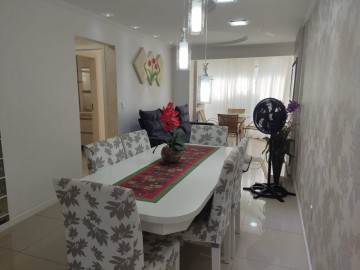 Apartamento Quadra Mar 02 quartos em Meia Praia