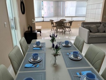 Apartamento 100 metros do mar, 03 quartos, Meia Pr