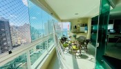Apartamento a 100 metros do mar, 03 suites, 02 vag