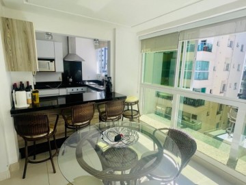 Apartamento 03 Suites, 02 vagas, Meia Praia