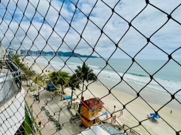 Cobertura Frente mar, 04 dormitorios, 02 vagas