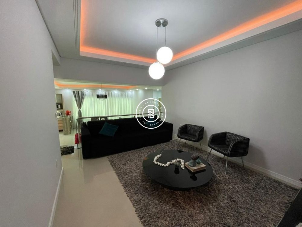 Apto mobiliado e decorado a 300m do Mar