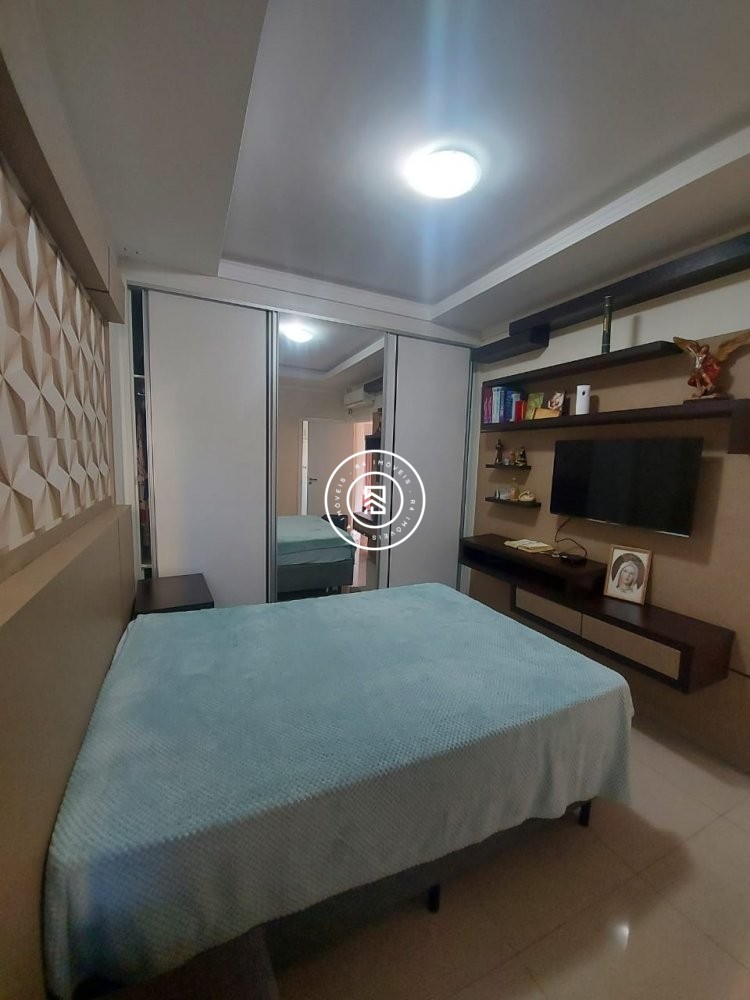 CASA COM 03 SUTES, MOBILIADA E DECORADA