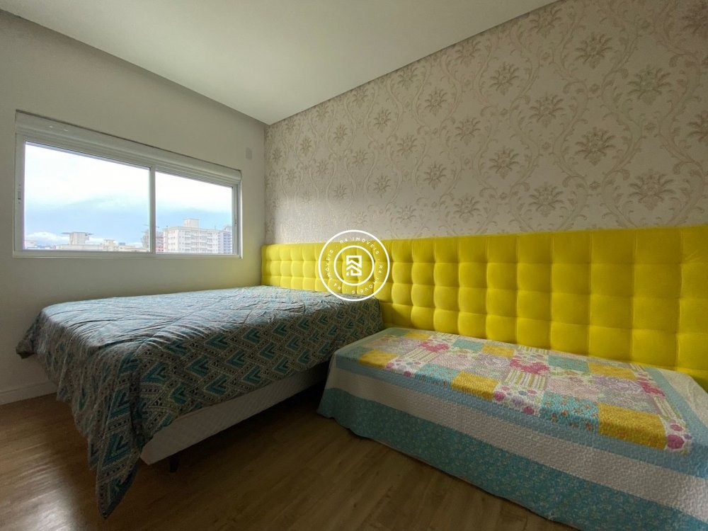 Apto mobiliado e decorado a 300m do Mar