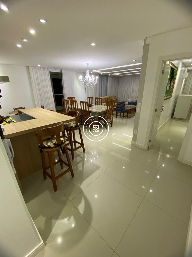 Cobertura com terra�o em Bombinhas