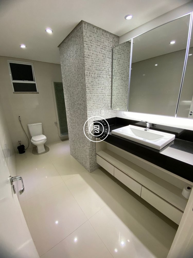 Cobertura com terra�o em Bombinhas