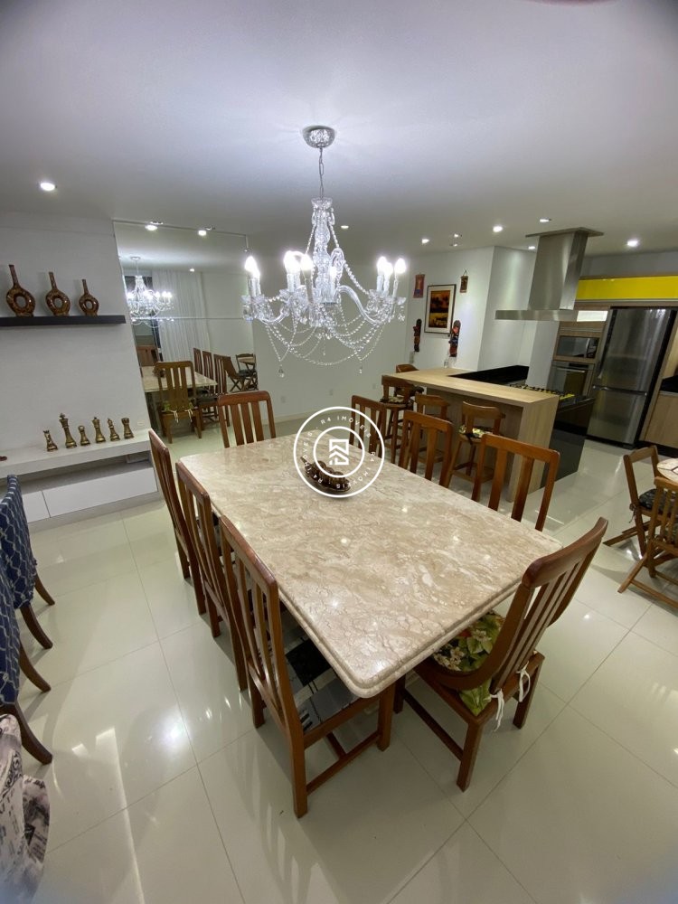 Cobertura com terra�o em Bombinhas