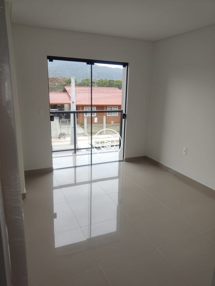 Sobrado novo no Perequ