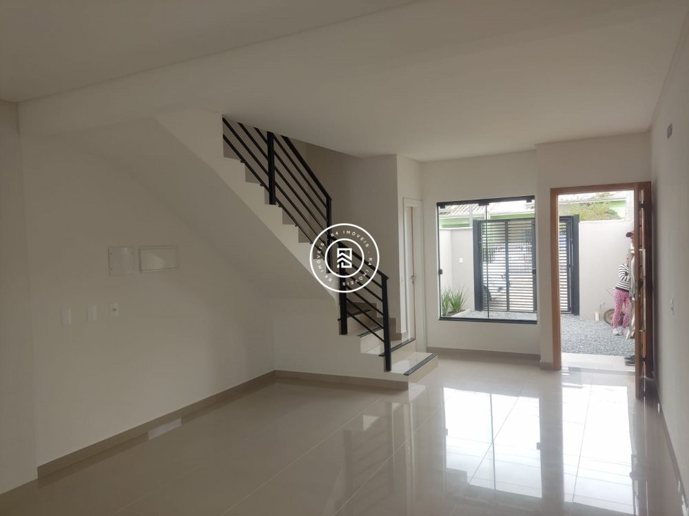 Sobrado novo no Perequ