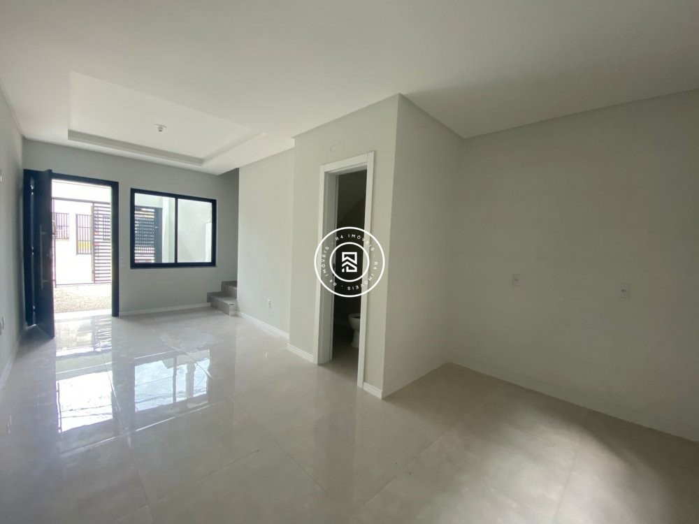 Sobrado novo no Alto Perequ