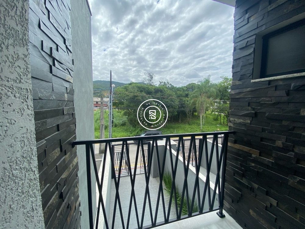 Sobrado novo no Morretes