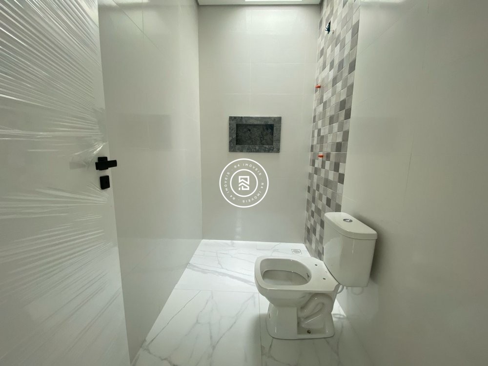 Sobrado novo no Morretes