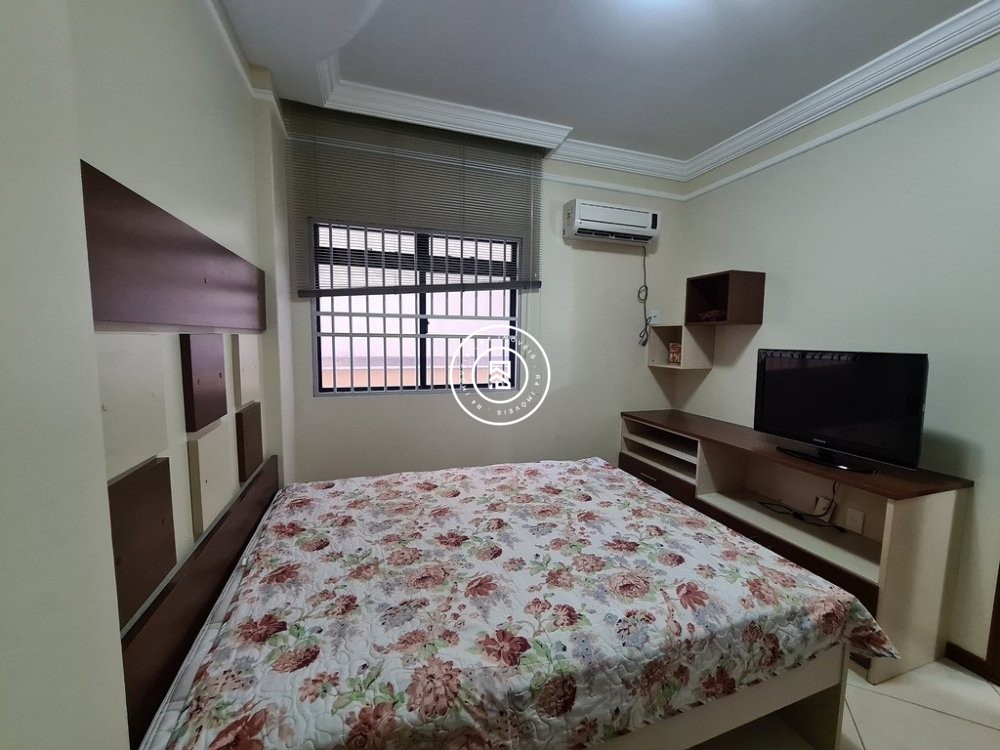 Apartamento Frente Mar 04 Dormit�rios, 02 vagas