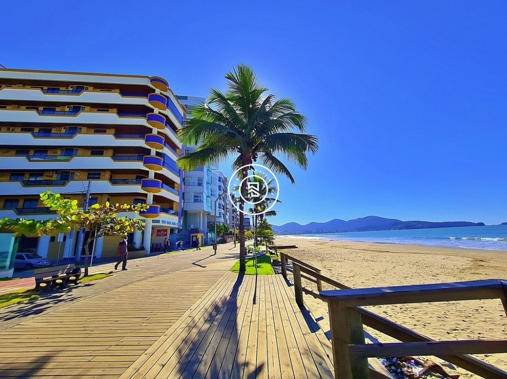 Apartamento Frente Mar 04 Dormit�rios, 02 vagas