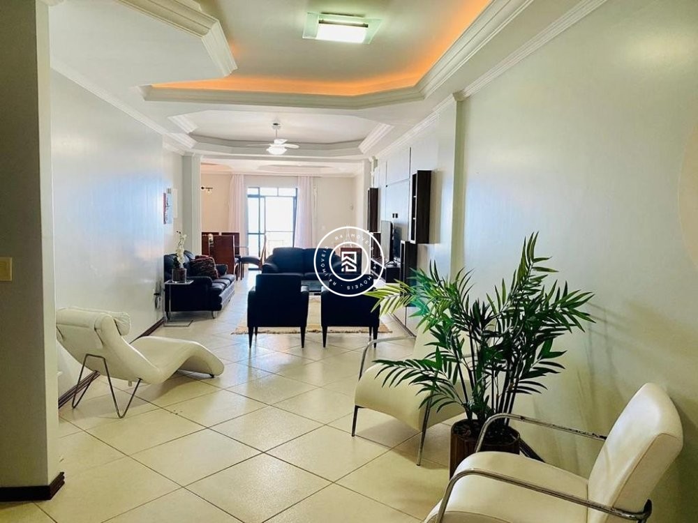 Apartamento Frente Mar 04 Dormit�rios, 02 vagas