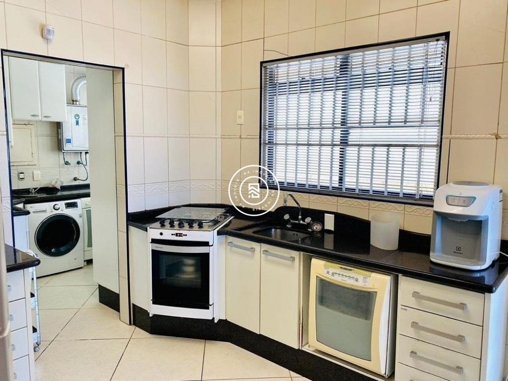 Apartamento Frente Mar 04 Dormit�rios, 02 vagas