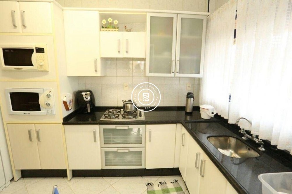 Apartamento Lateral Mar 03 Dormitorios Meia Praia