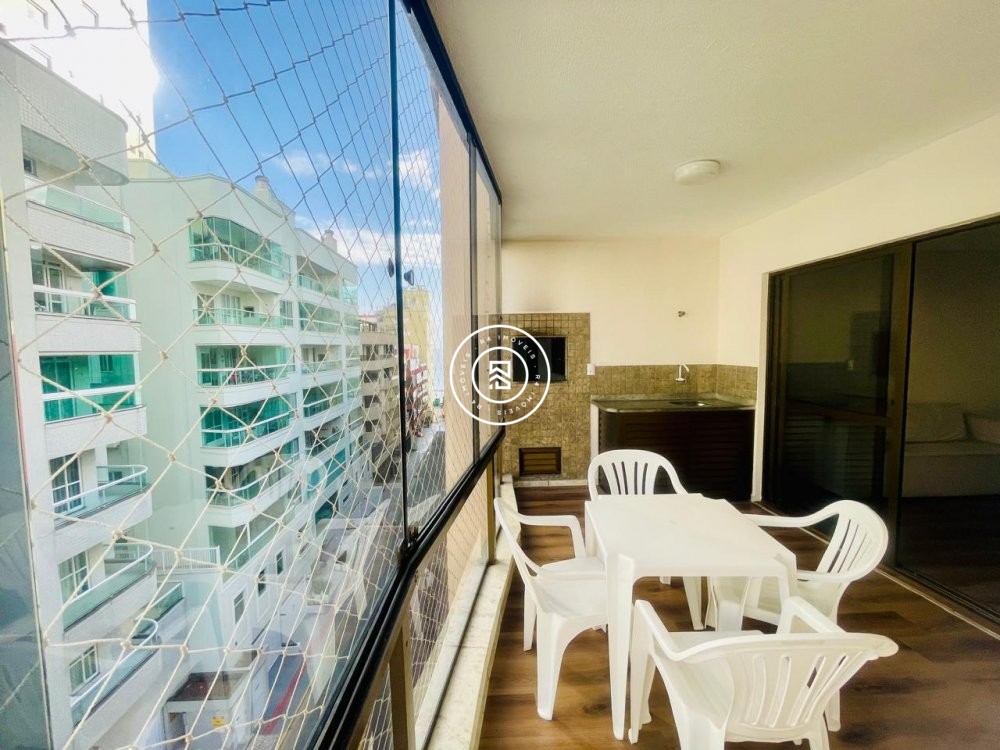 Cobertura Quadra Mar, 03 dormit�rios Meia Praia