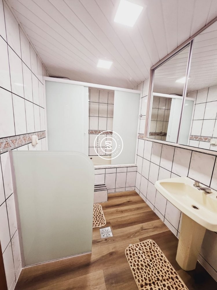 Cobertura Quadra Mar, 03 dormit�rios Meia Praia