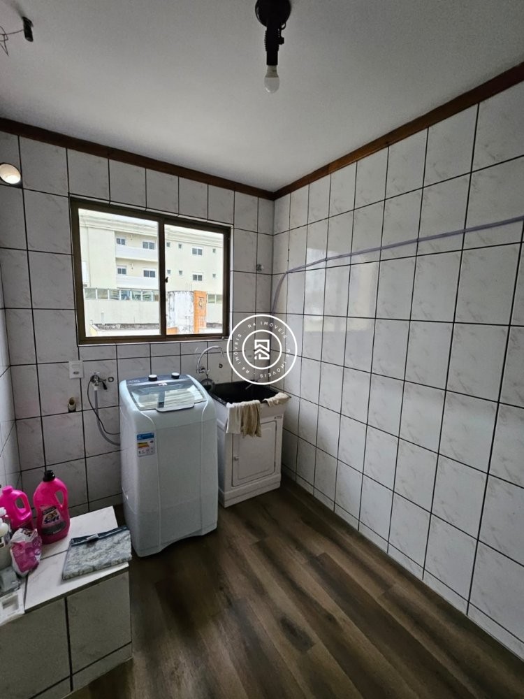 Cobertura Quadra Mar, 03 dormit�rios Meia Praia