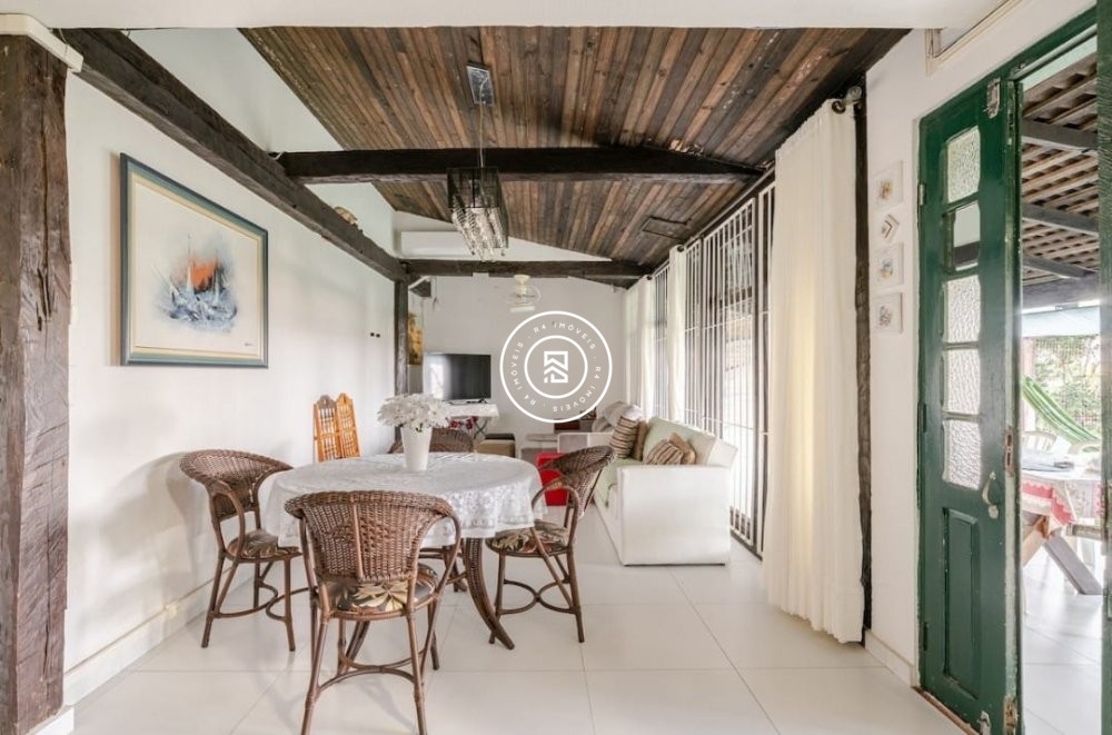 Casa Frente Mar Itapema