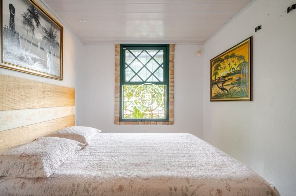 Casa Frente Mar Itapema