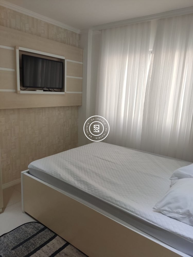 Apartamento Quadra Mar 02 quartos em Meia Praia