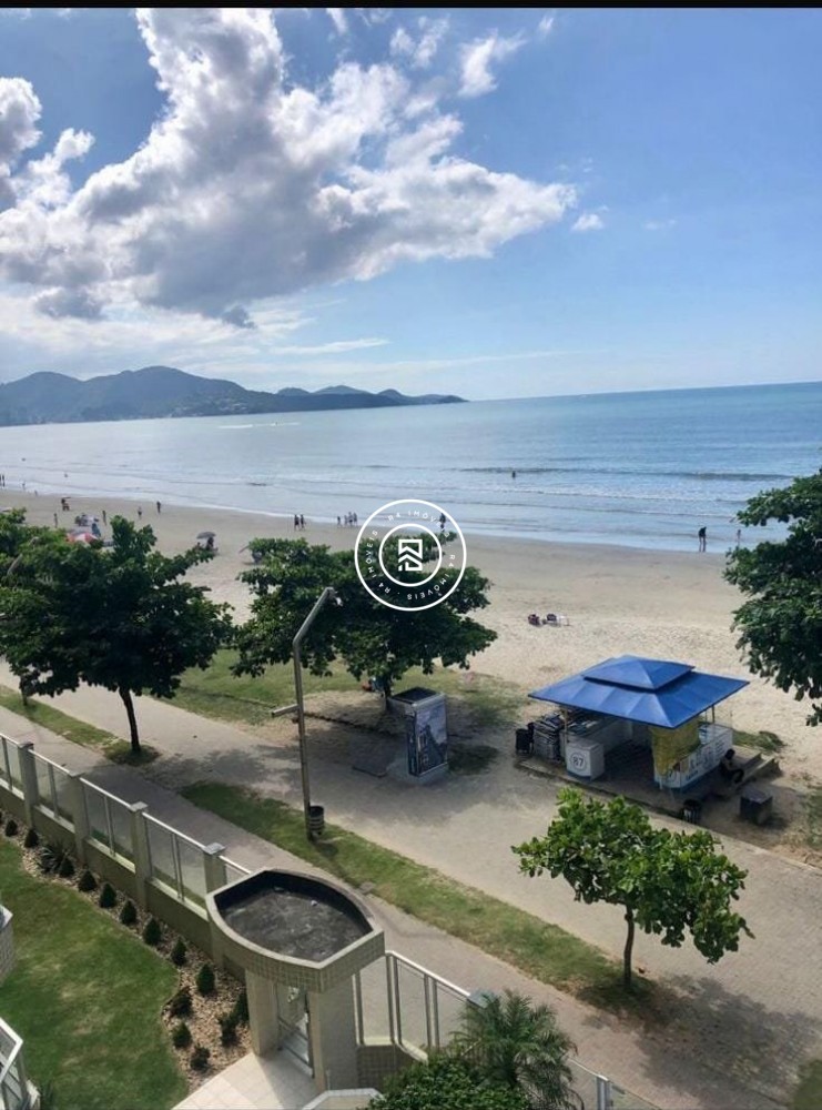 Apartamento Frente Mar 03 Dormit�rios, 02 vagas