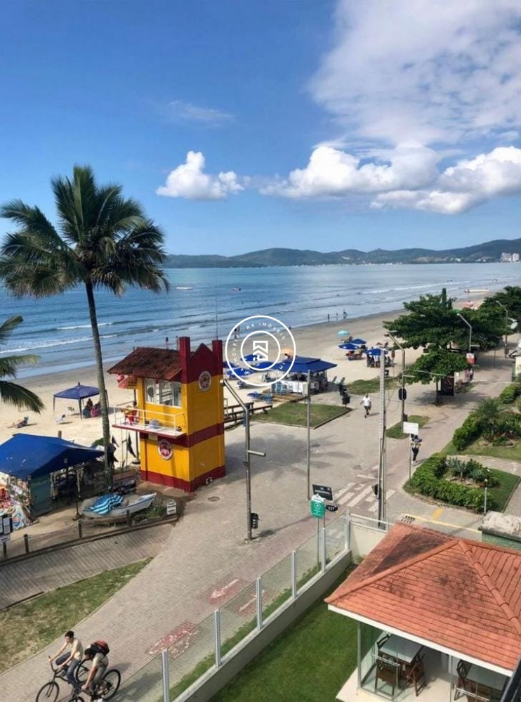 Apartamento Frente Mar 03 Dormit�rios, 02 vagas