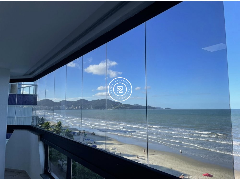 Apartamento Frente Mar 04 Dormit�rios, 02 vagas Me