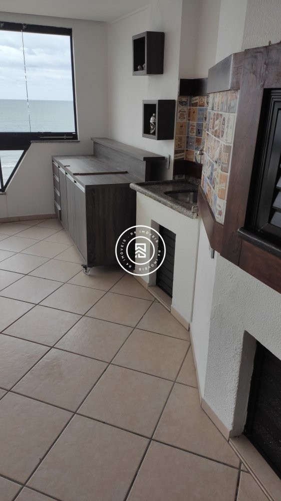 Apartamento Frente Mar 04 Dormit�rios, 02 vagas Me