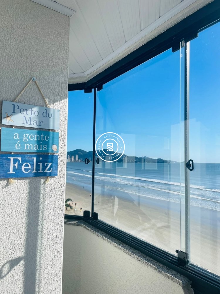 Apartamento Frente Mar 05 Dormitrios, 04 vagas