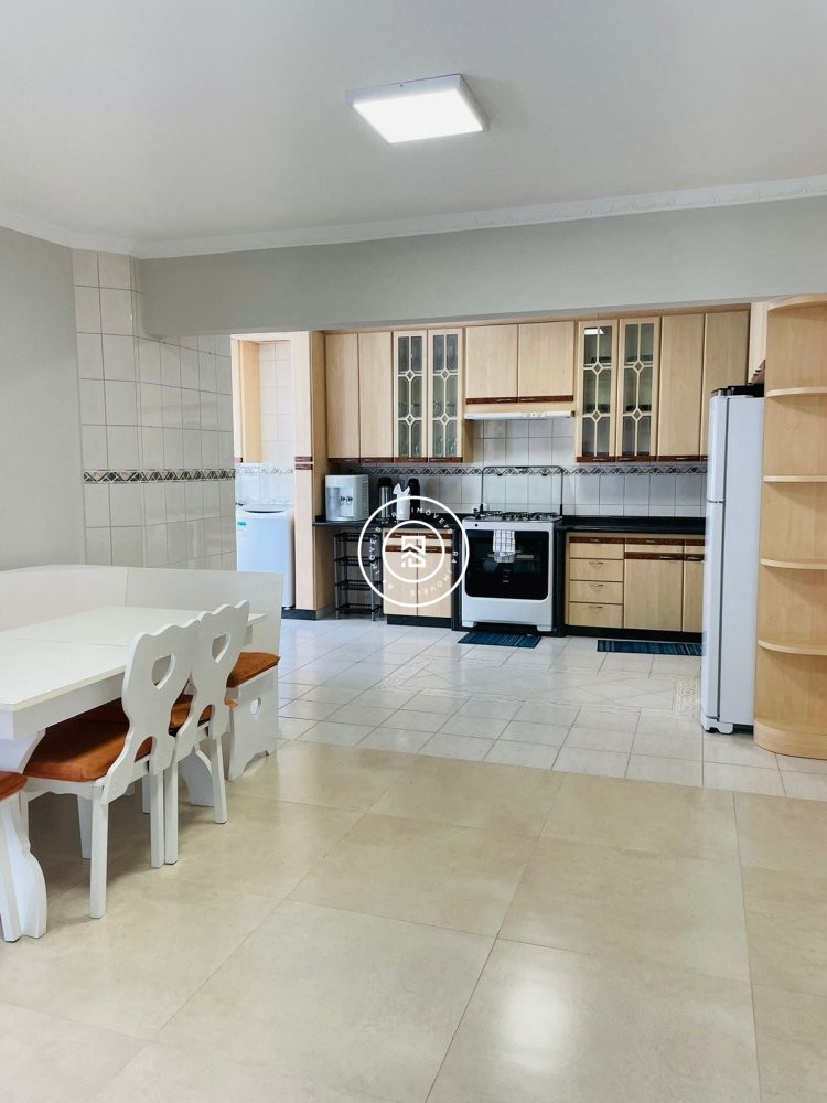 Apartamento Frente Mar 05 Dormitrios, 04 vagas