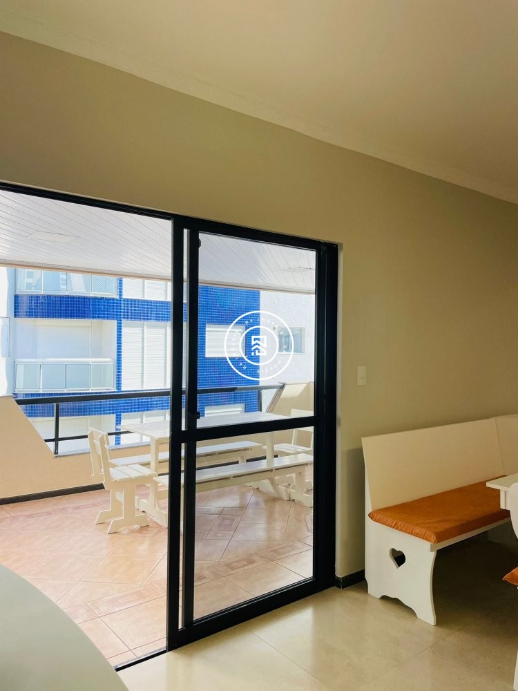 Apartamento Frente Mar 05 Dormitrios, 04 vagas