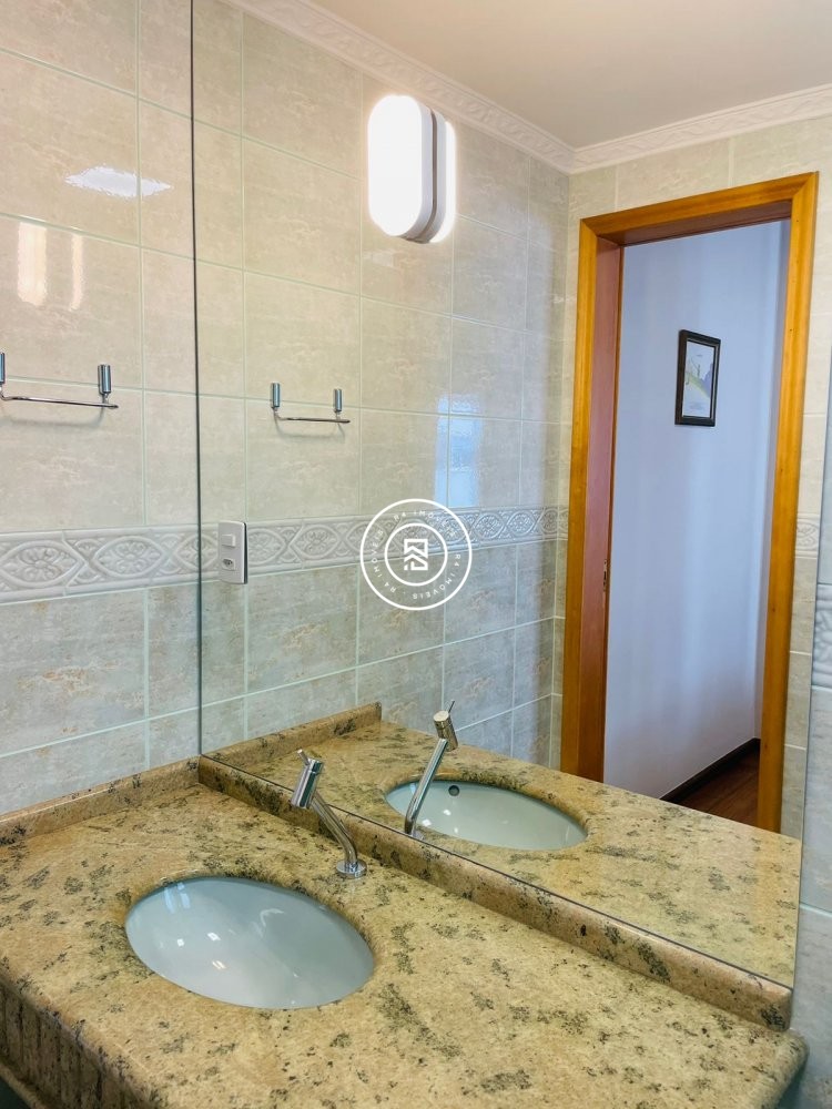 Apartamento Frente Mar 05 Dormitrios, 04 vagas