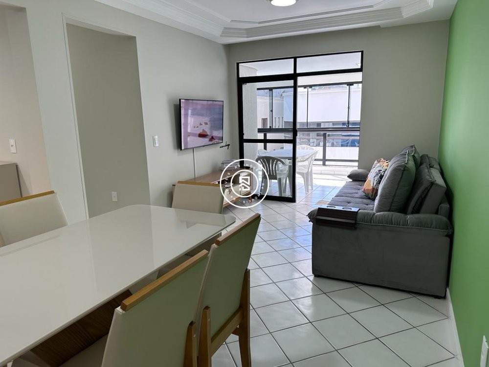 Apartamento Lateral Mar, 02 Dormit�rios, Meia Prai