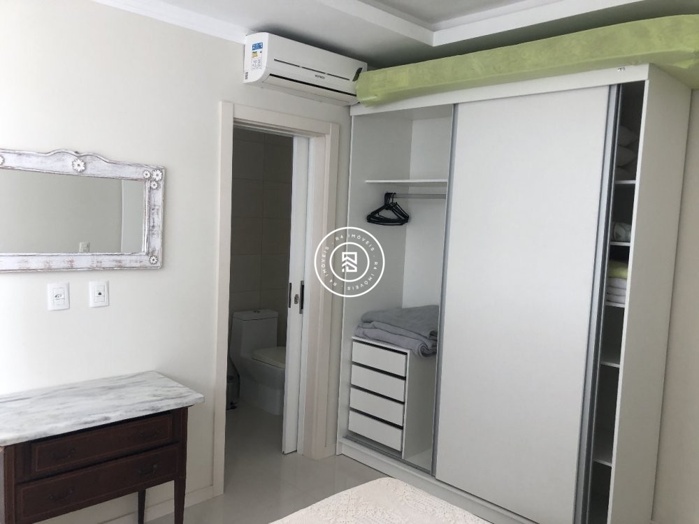 Apto Quadra Mar Centro de Itapema 3 Suites