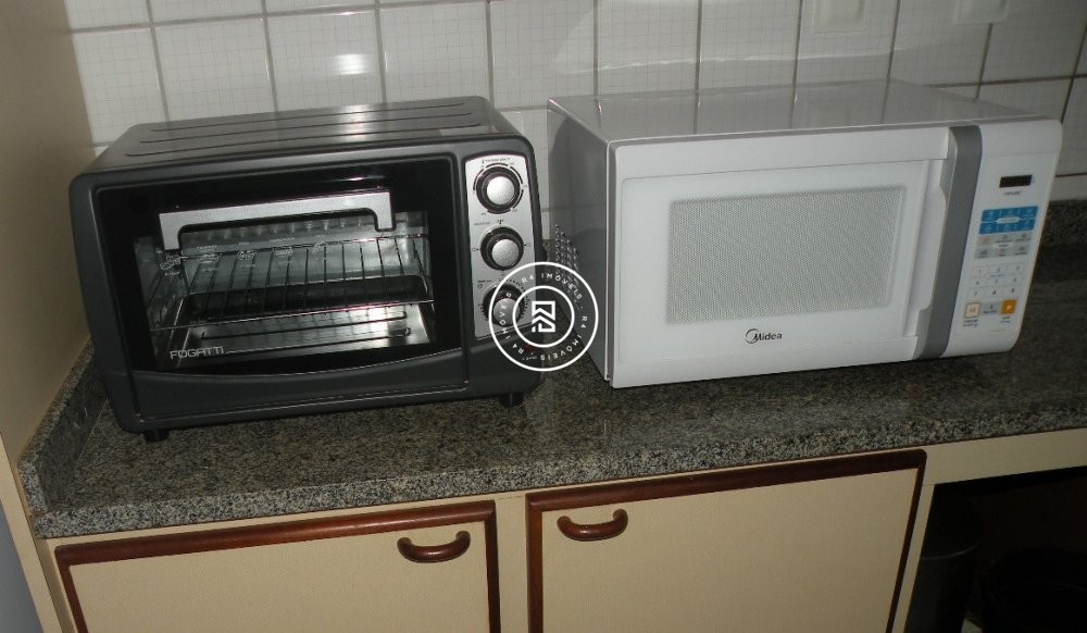 Apto Frente Avenida Centro Itapema, 3 quartos