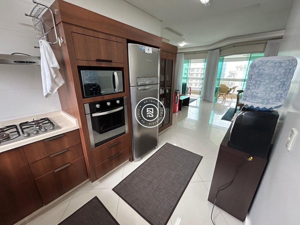 Apto Quadra mar, Centro de Itapema, 3 Suites