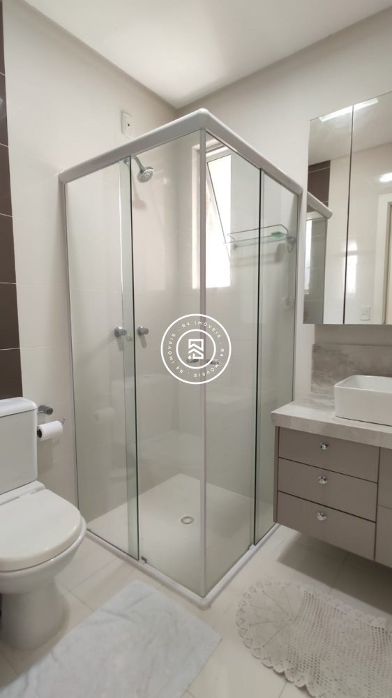 Apto Quadra mar, Centro de Itapema, 3 Suites