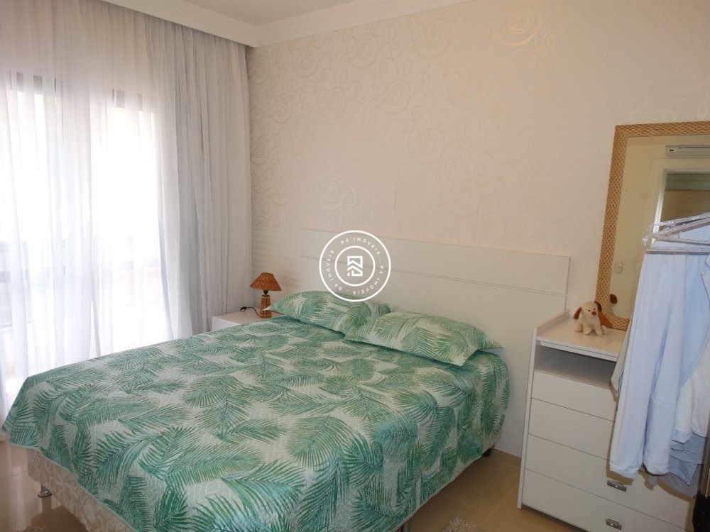 Apto Lateral Mar Centro de Itapema, 03 Suites