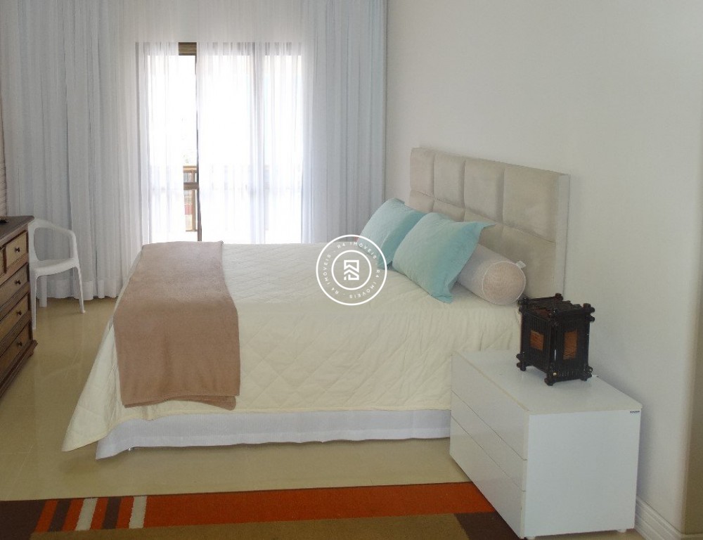 Apto Lateral Mar Centro de Itapema, 03 Suites