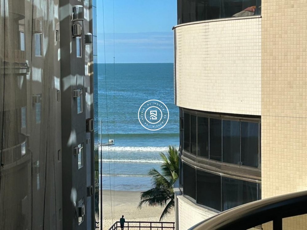 Apto Lateral Mar Centro de Itapema, 03 Suites