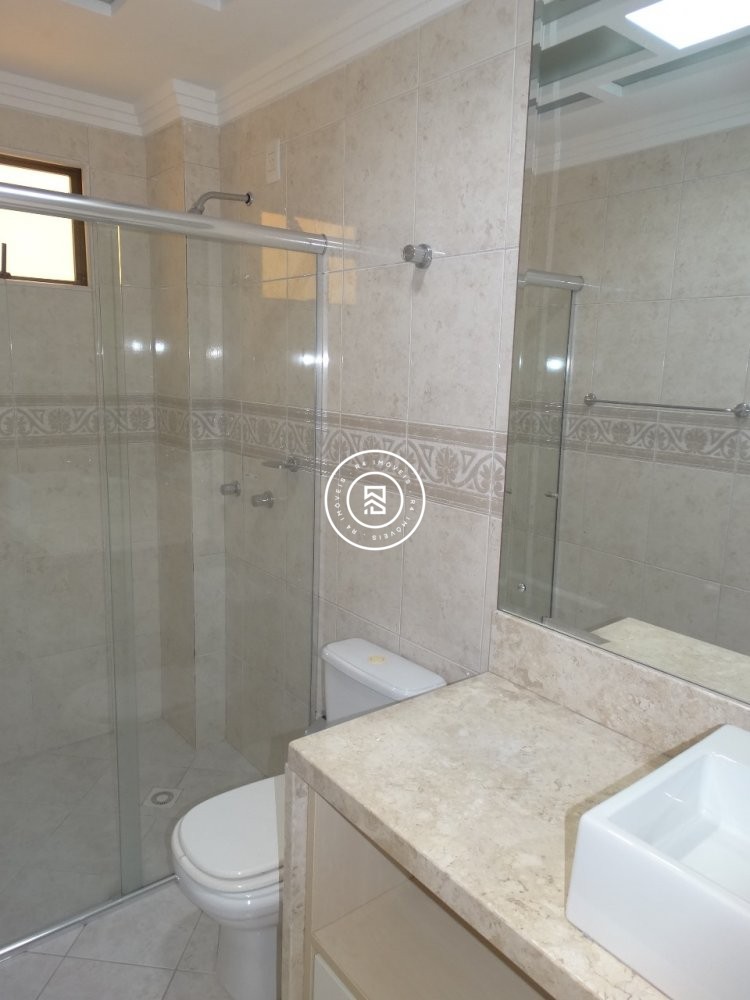 Apartamento Frente Mar, Centro de Itapema 04 Suite