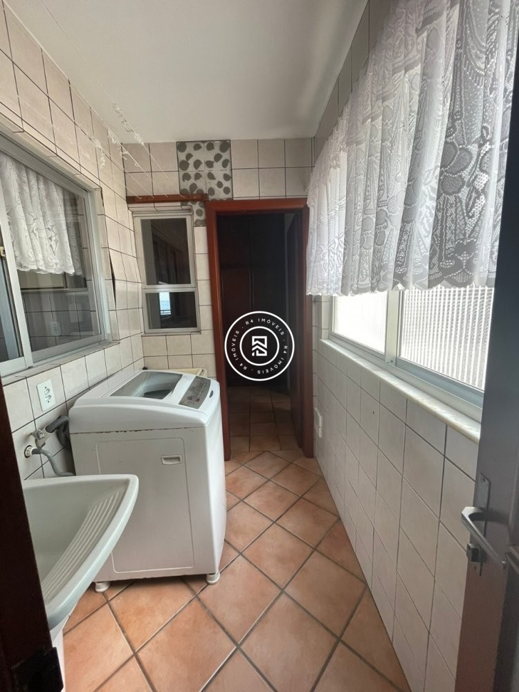 Apartamento Frente Mar, Centro de Itapema, 04 Quar