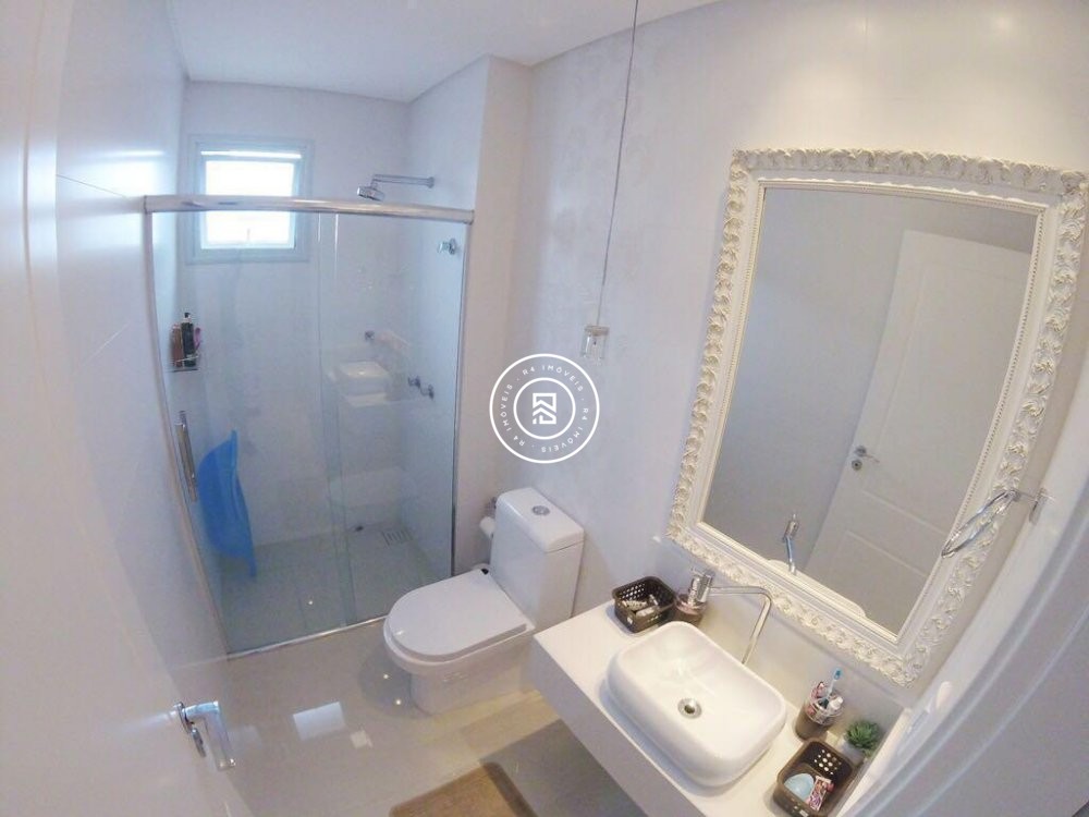 Apartamento finamente Mobiliado, 04 sutes, Meia P