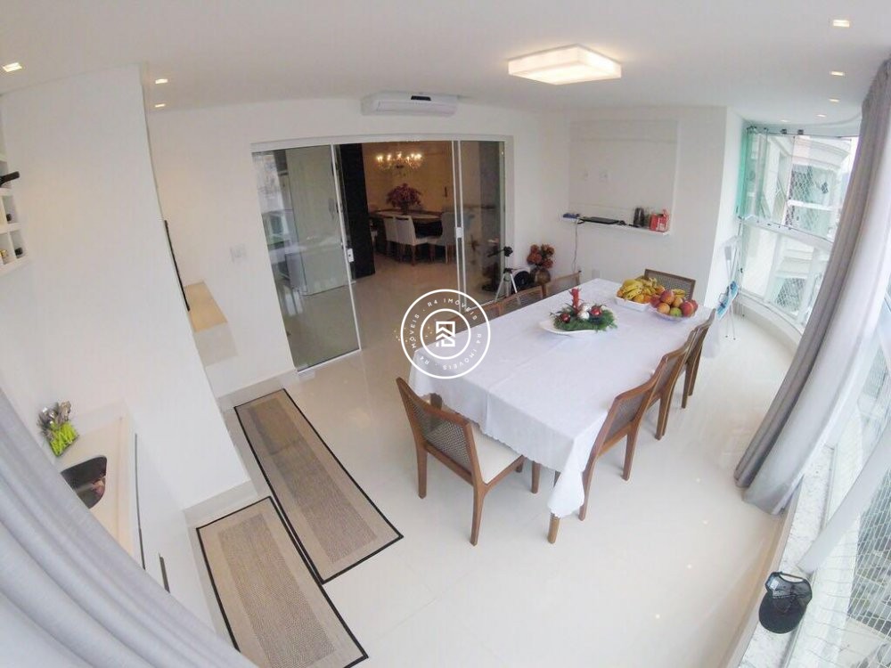 Apartamento finamente Mobiliado, 04 sutes, Meia P