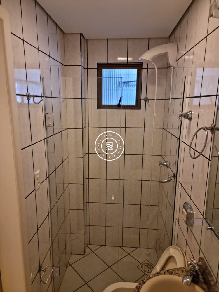 Apartamento Frente Mar, Meia Praia, 04 Dormit�rios
